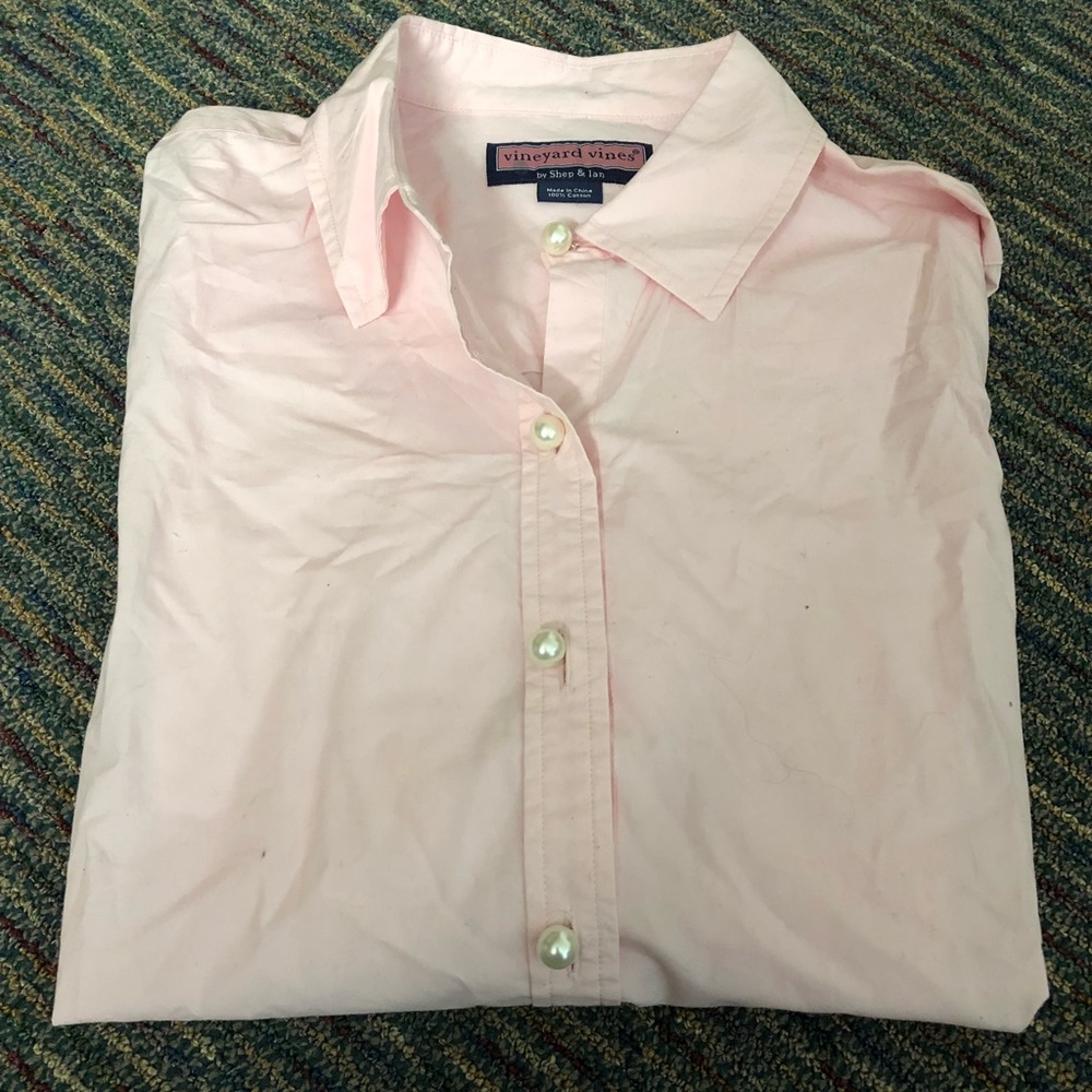 light pink vineyard vines pearl button down